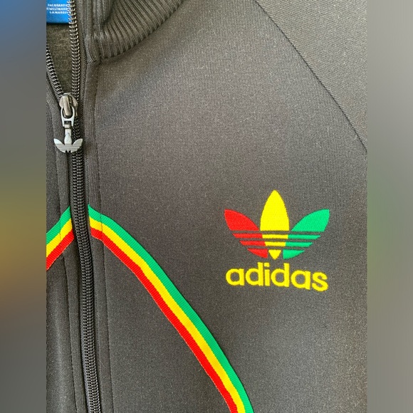 Adidas Vintage (NWT) (L) Collared, Zippered Jacket w/Colorful Logo on sleeve too - Picture 2 of 7